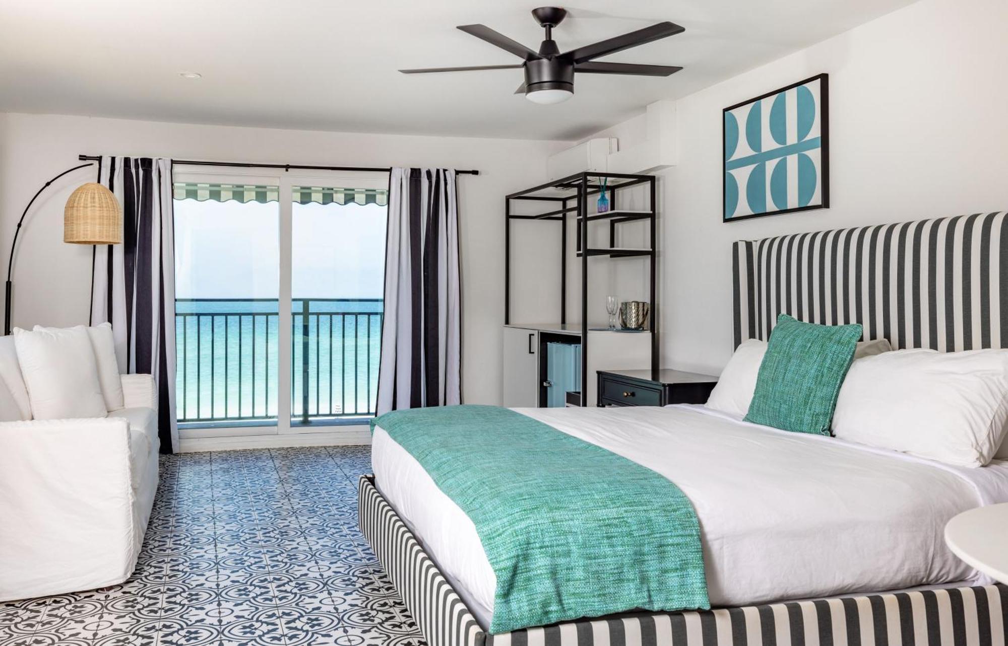 Seaside At Anna Maria Island Inn Bradenton Beach Exterior photo